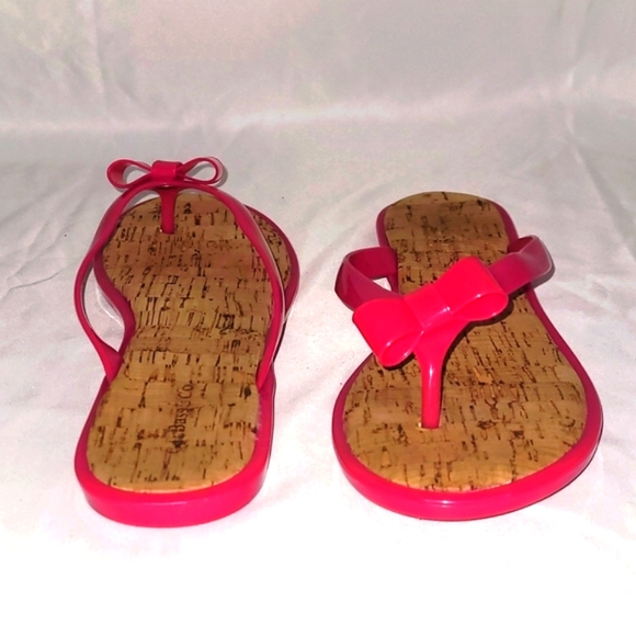 Women's Sandals - Picture 2 of 4